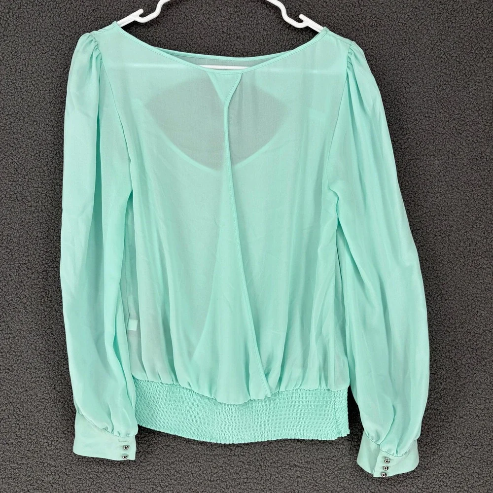 bebe sheer mint
